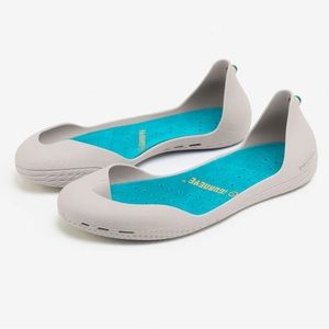 Iguaneye Freshshoes size 7.5/8